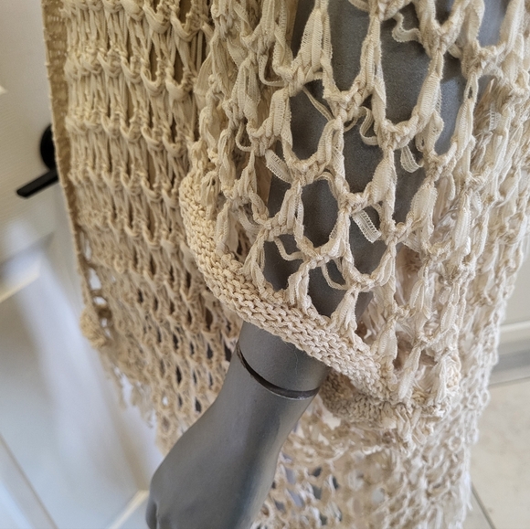 155B. Simply Couture Cream Crocheted Open Cardigan - Size XL - Picture 4 of 6